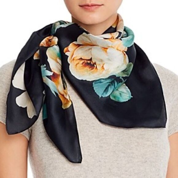 Echo
Floral Bloom Silk Square Scarf NEW - Picture 1 of 3